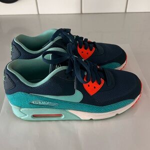 Nike AirMax Size 7